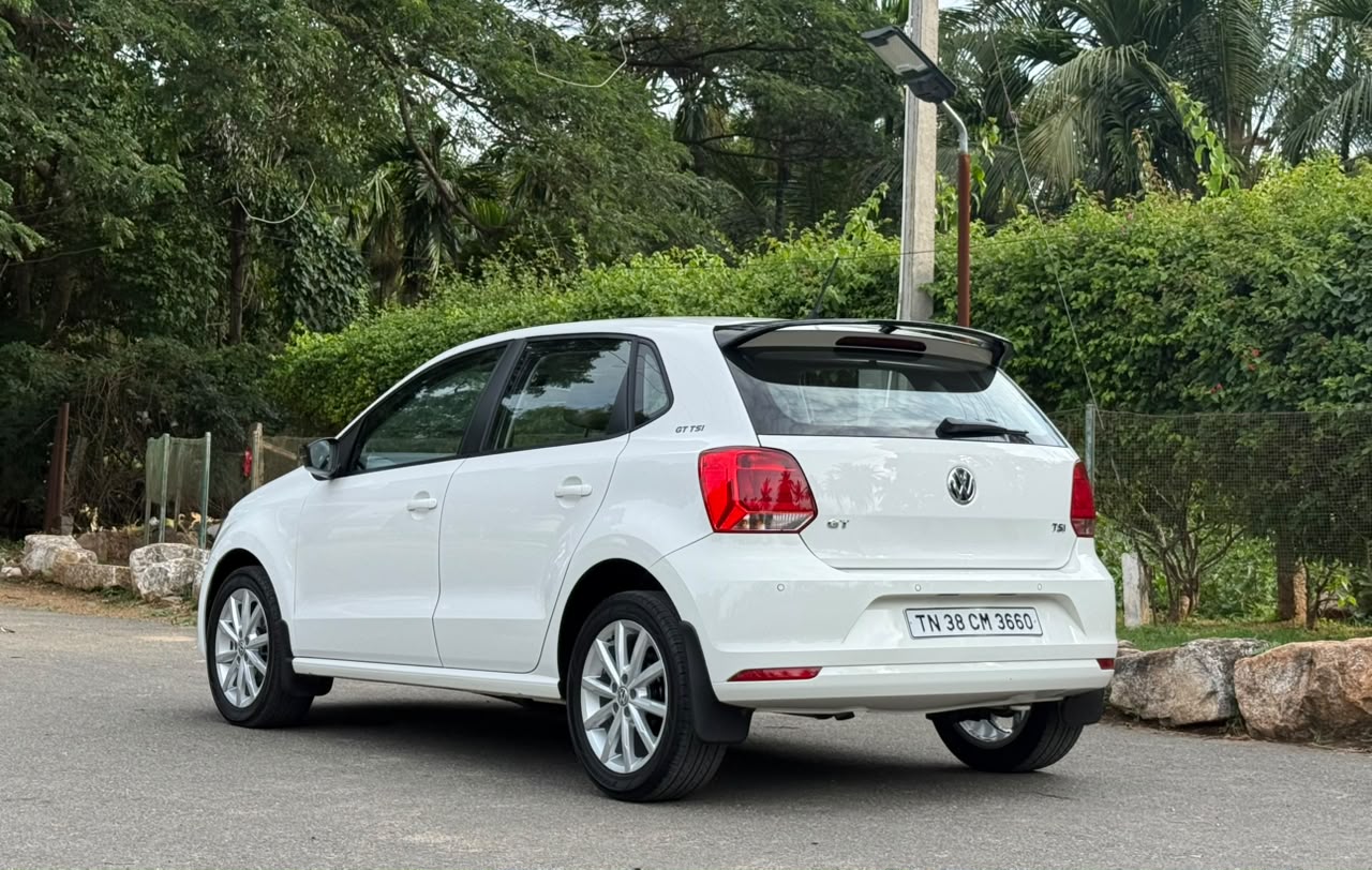Volkswagen Polo - Image 9